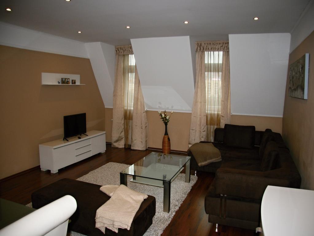 Apartman Dr. Engla Karlovy Vary Ruang foto